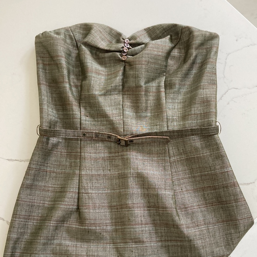 Strapless Sweetheart Neckline Midi Dress. Size 6.